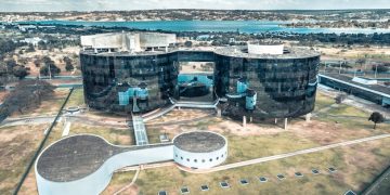 Will SMRs Power the US by 2035? A Realistic Look - Cover Image