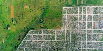 Assessing Environmental Impact: Clean Energy Investments in the US - Cover Image